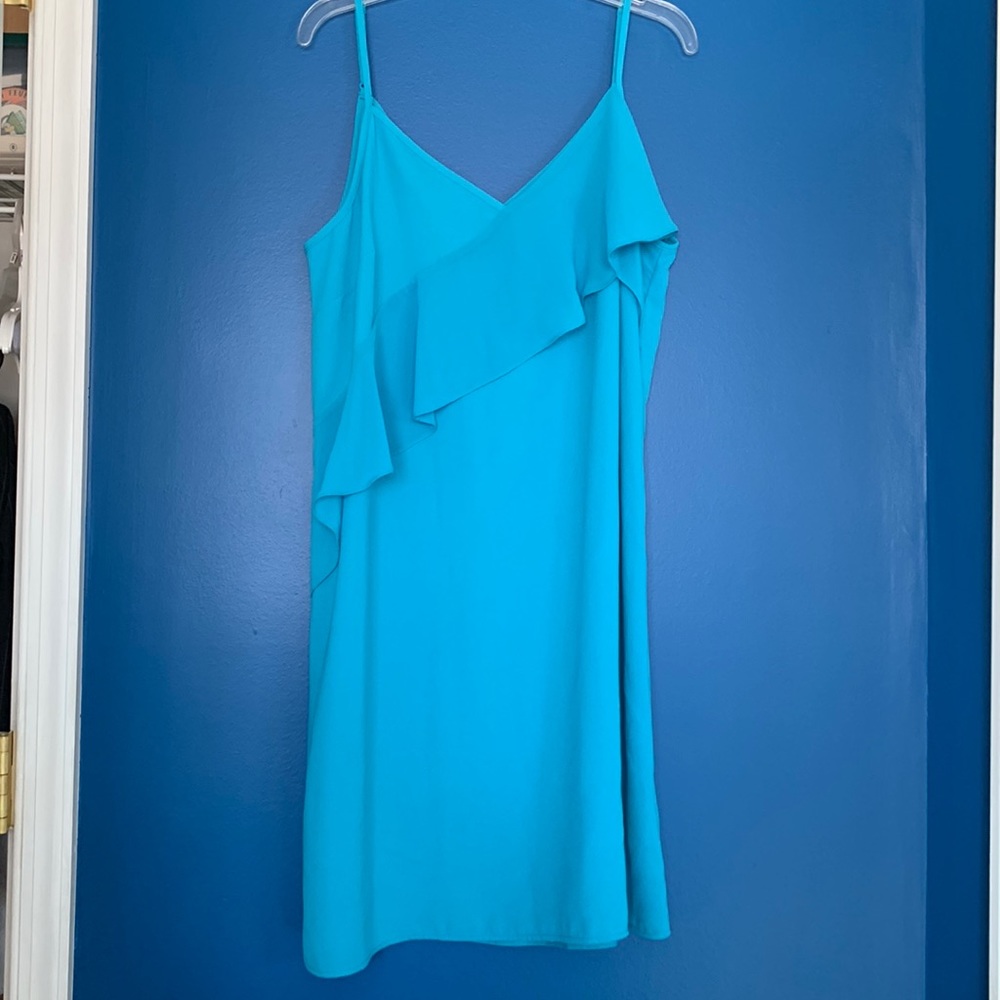 Attention strapless v neck  adjustable baby blue size medium